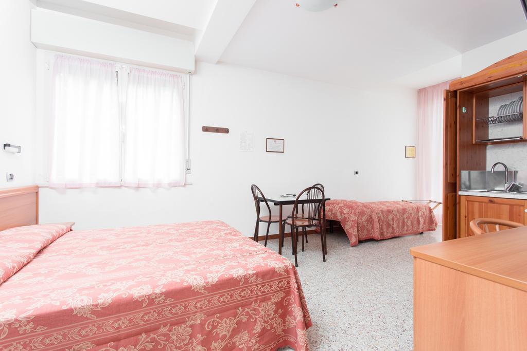 Hotel Residence Des Bains 체제나티코 외부 사진